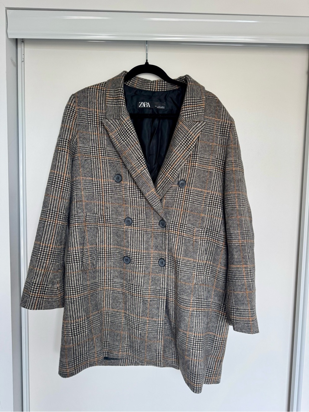 Zara Plaid Double-Breasted Blazer Jacket in Brown and Black